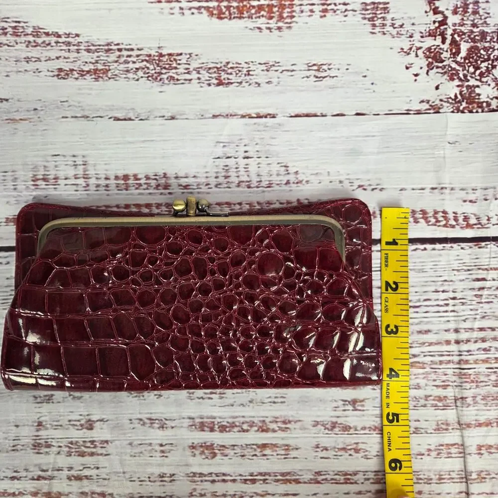 Vtg Rolfs Bellagio Garnet Red Clutch Deadstock Large Quilted Faux Leather Wallet